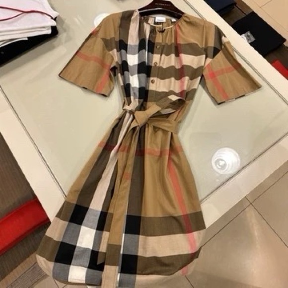 Burberry Tan and Brown mid length women Dress Short Sleeve Crew Neck - Picture 11 of 11